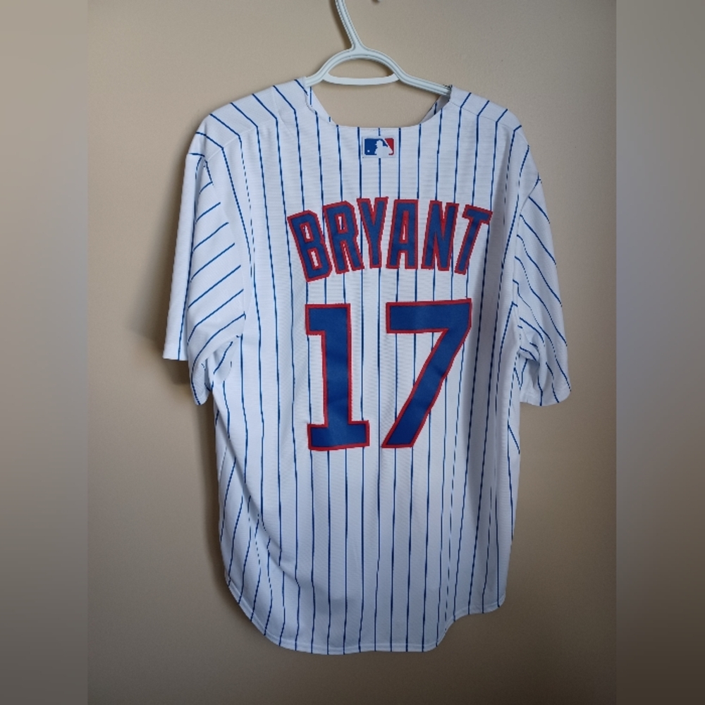 Men's Size Large Chicago Cubs Kris Bryant #17 Majestic MLB Baseball Jersey - Picture 6 of 10
